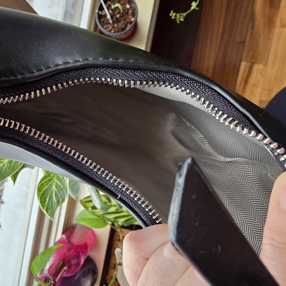 NWOT Black Faux Leather Crescent Moon Mini Hobo Style Bag - Picture 6 of 7